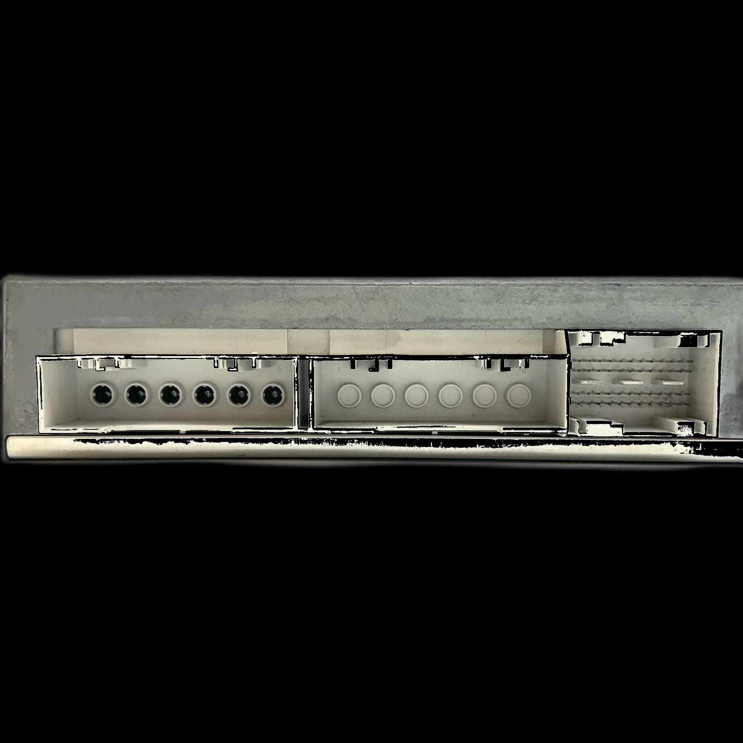 Sterownik poduszek powietrznych 6577-6962705, Złącze